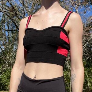 5/$20🛎️ Bebe Knit Crop Top